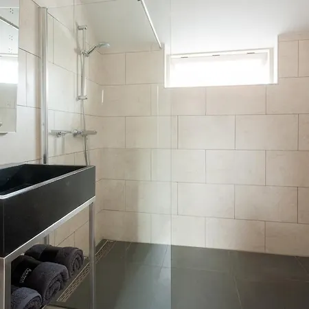 Modern With Balcony, Sleeps 2 * Zandvoort